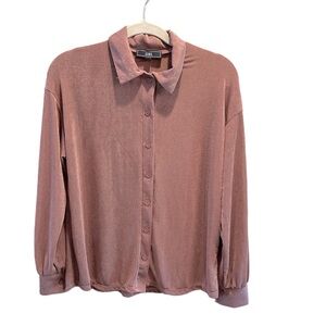 Vibe Sportswear Women’s Long Sleeve Button Down Blouse oversize fit XS
